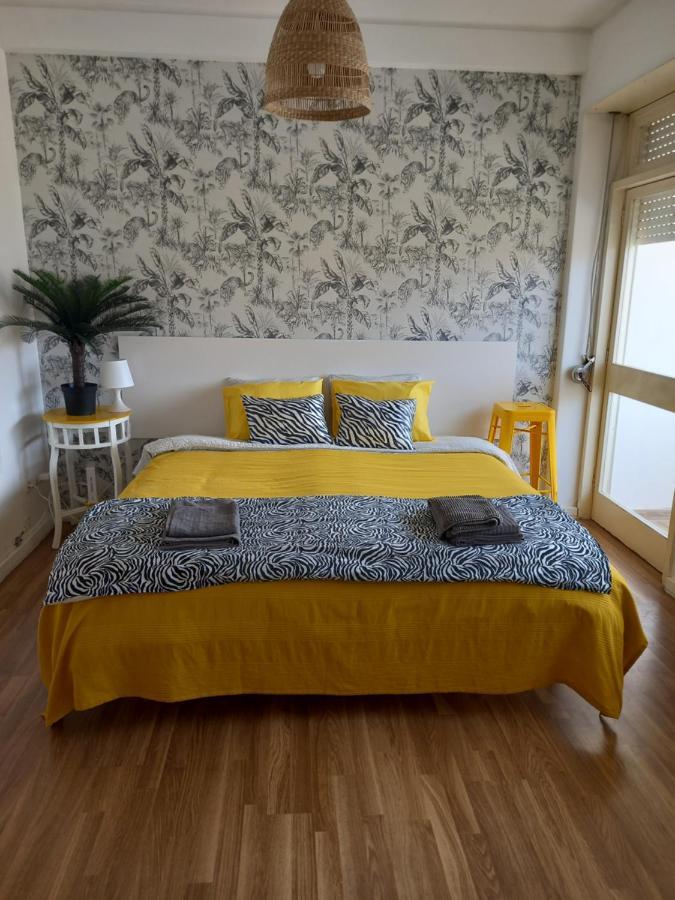 Savana House Peniche Hotel Екстериор снимка