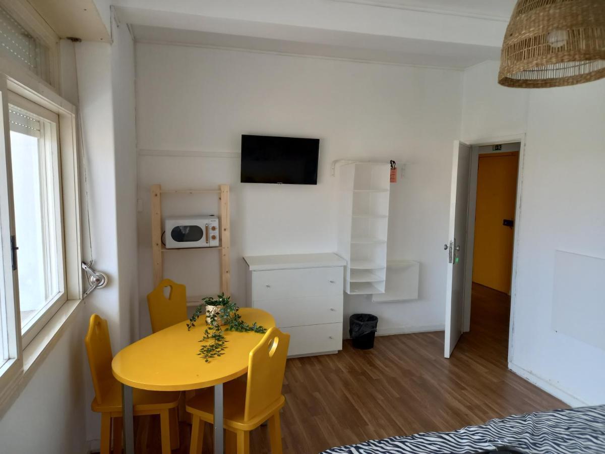 Savana House Peniche Hotel Екстериор снимка